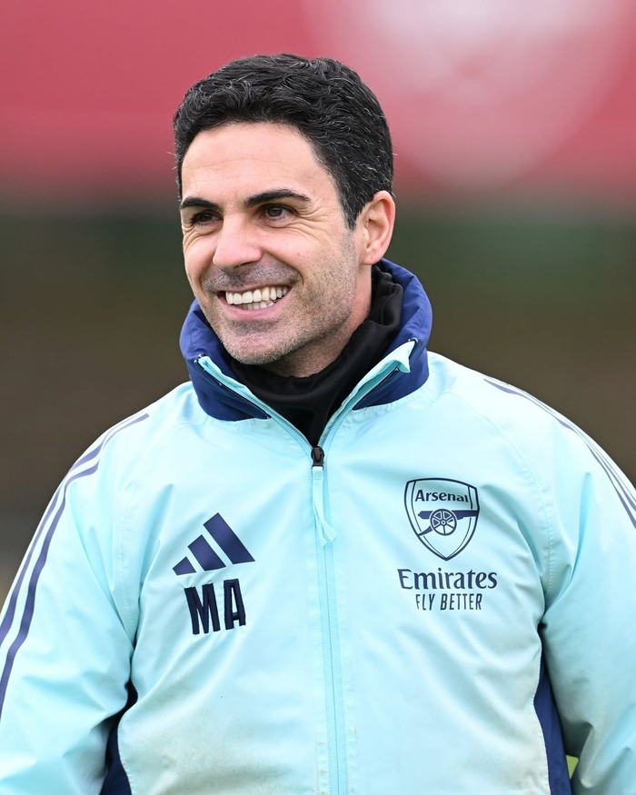 曼联vs樱桃全场数据：控球率56-44，射门15-14（曼联战樱桃技术统计：控球56%-44%，射门15比14）