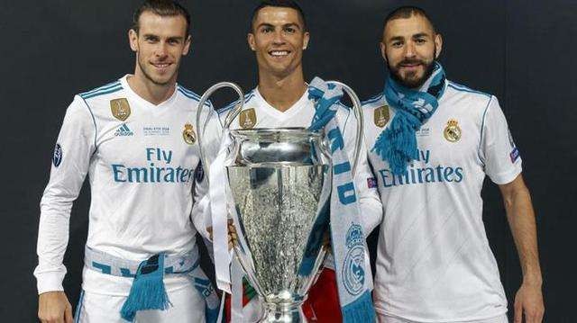 弗兰克：我的首选还是留在中国踢球；我带着喜悦与自豪离队（弗兰克：仍把留在中国踢球作为首选，带着喜悦与自豪告别球队）