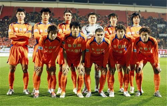 波黑3-1逆转十人罗马尼亚，哲科破门，巴伊拉克塔雷维奇建功（十人罗马尼亚遭波黑3-1翻盘，哲科、巴伊拉克塔雷维奇相继破门）