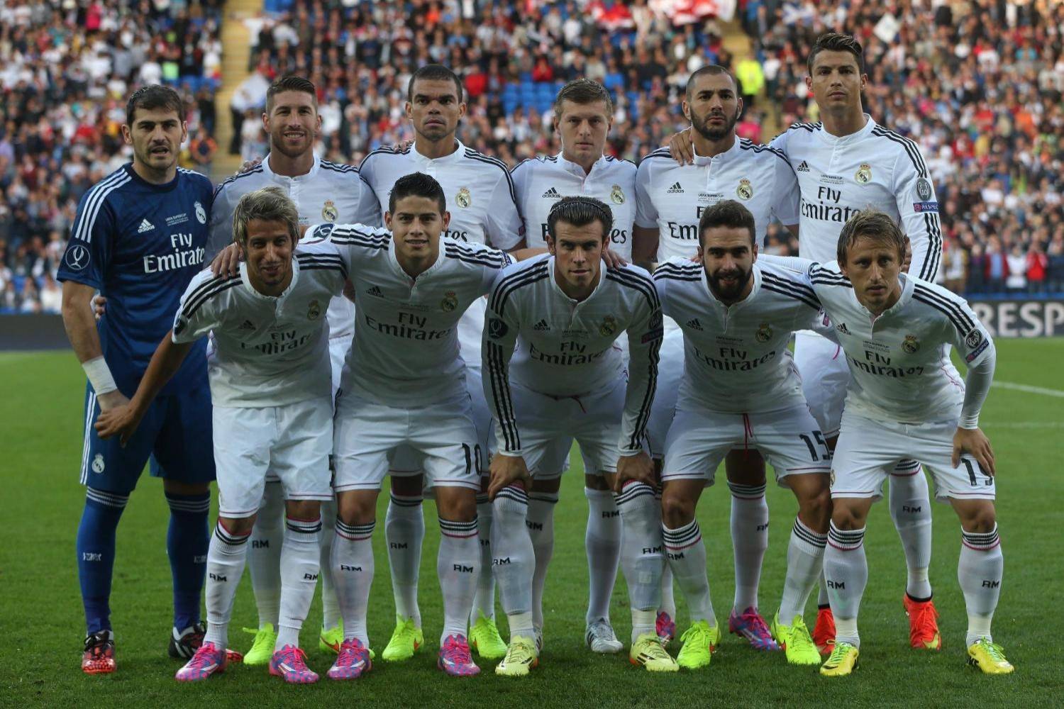 波兰媒体：莱万收到米兰、沙特和美职联报价，米兰愿签约两年（波媒：莱万获米兰、沙特与美职联报价，米兰愿给两年合同）