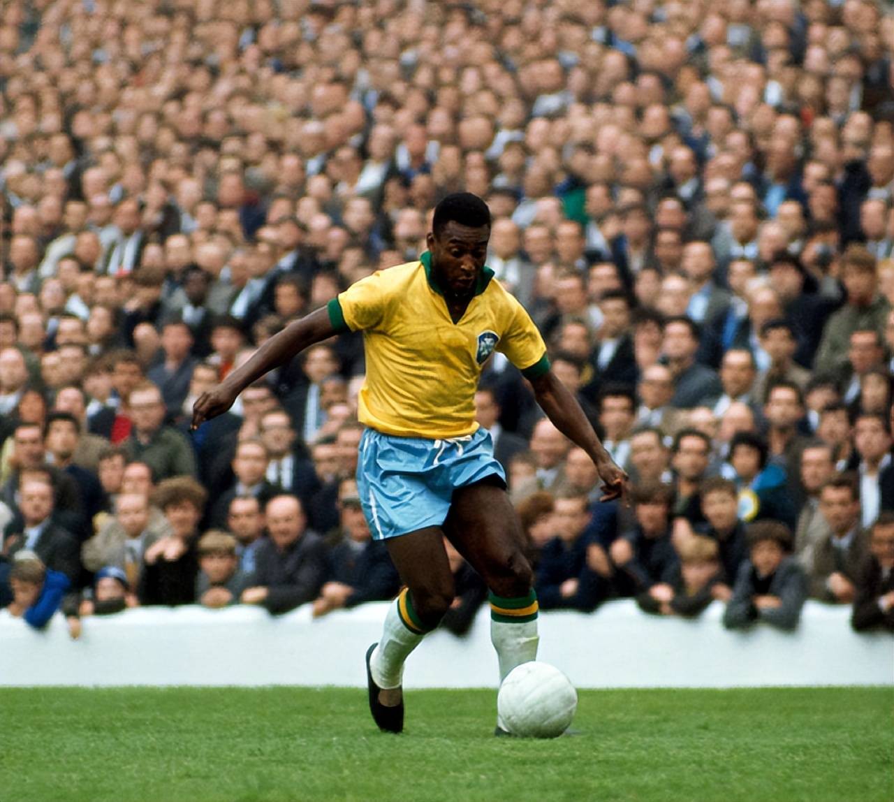 每体报道伯纳乌球场地下系统：创新性技术，可增加俱乐部收入（每体：伯纳乌地下系统采用创新方案，助俱乐部拓展收入）