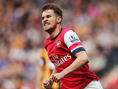 姆伯莫打进一球，吃到一张黄牌，赛后收获7.8的虎扑评分！（姆伯莫一球一黄，赛后获虎扑7.8分）