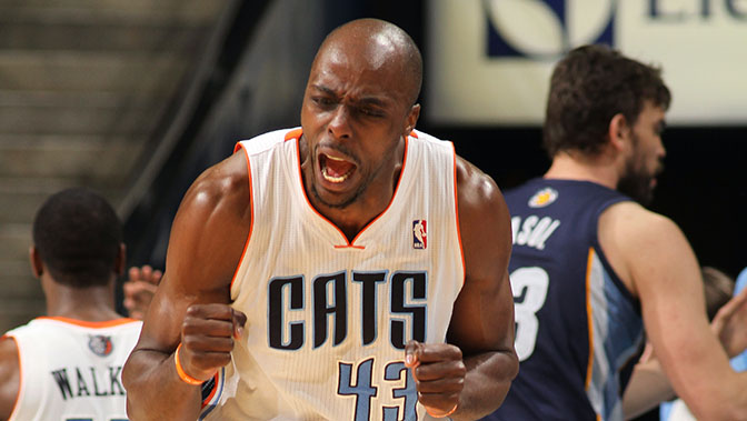 开幕雷击，巴萨队史上首次开场仅6分钟便2球落后.